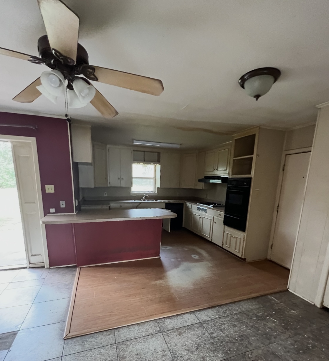 Kitchen before renovation · Longview, Texas